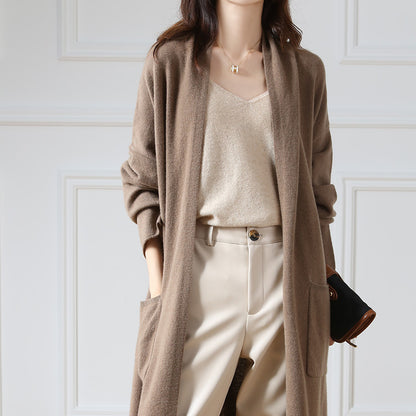 Stylish women's super long cardigan made from soft wool knit fabric. 