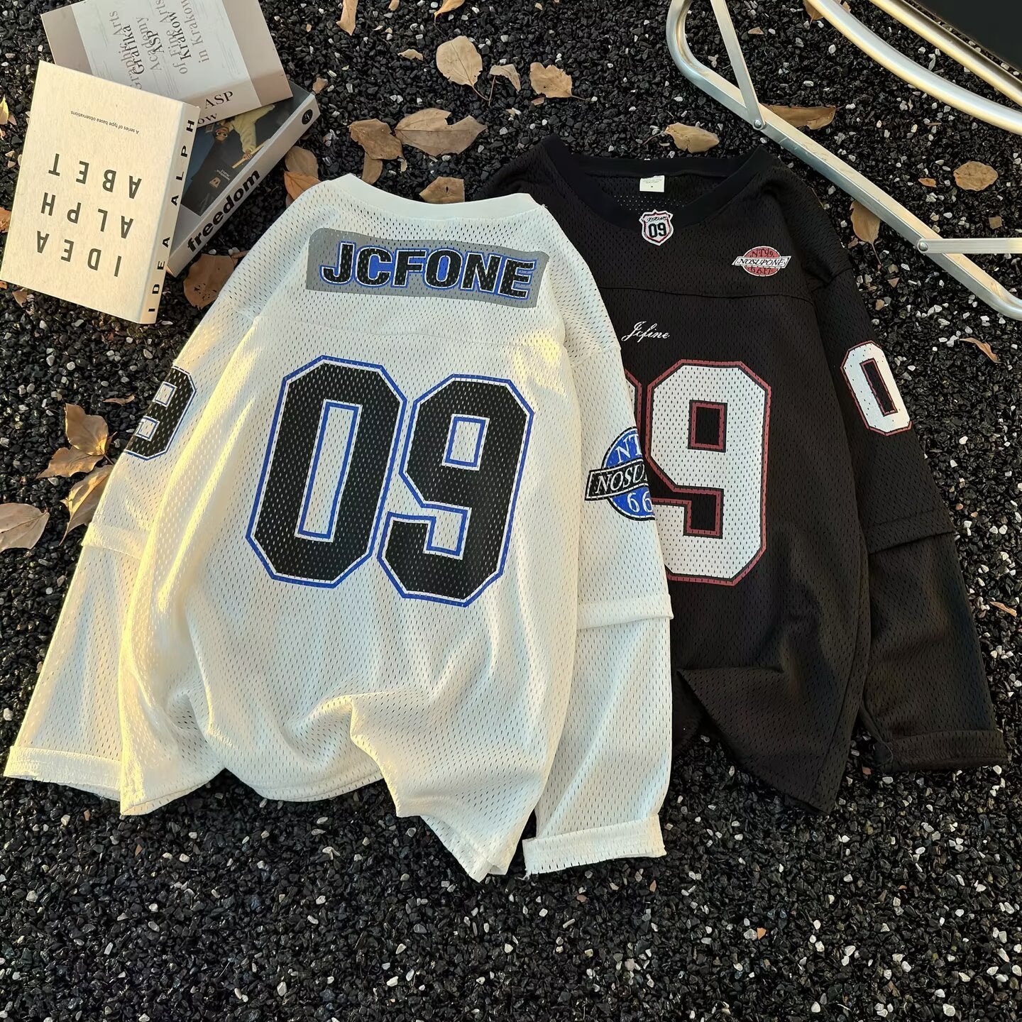 Retro American Street V-neck Long-sleeved