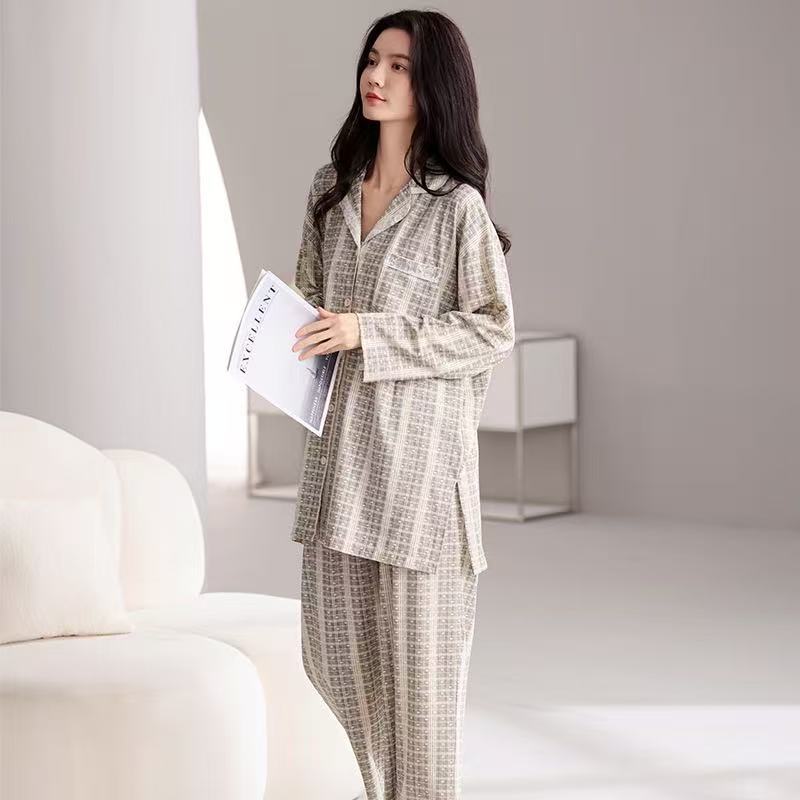 Women's Mid-length Homewear Pajamas Suit