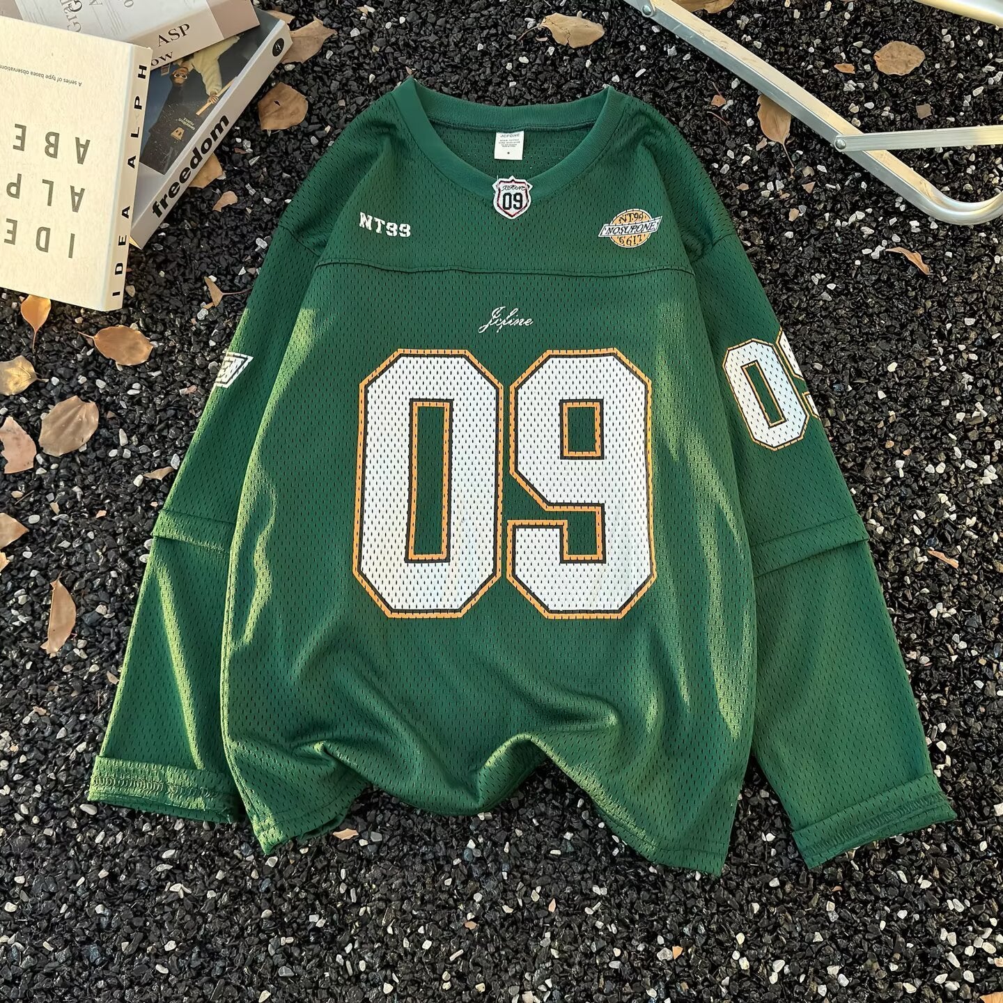 Retro American Street V-neck Long-sleeved