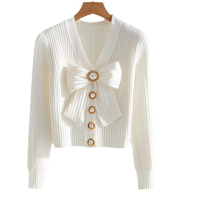 White Long-sleeved Fashionable High-end Chic Sweater