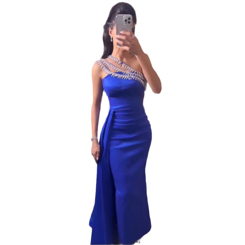 High-end Women's Slant-shoulder Diamond Evening Dress